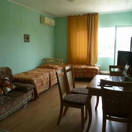 Сдам На Посуточно Апартаменты Подходящие Для Студентов Apartman *